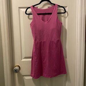 Gap fit size medium dress with shorts under.